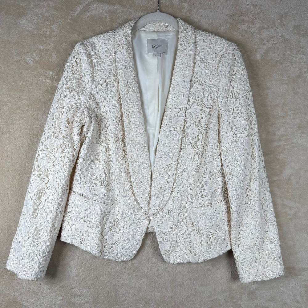 Ann Taylor Loft Cream Floral Lace Blazer Open Front Jacket Size 6P Coquette Chic